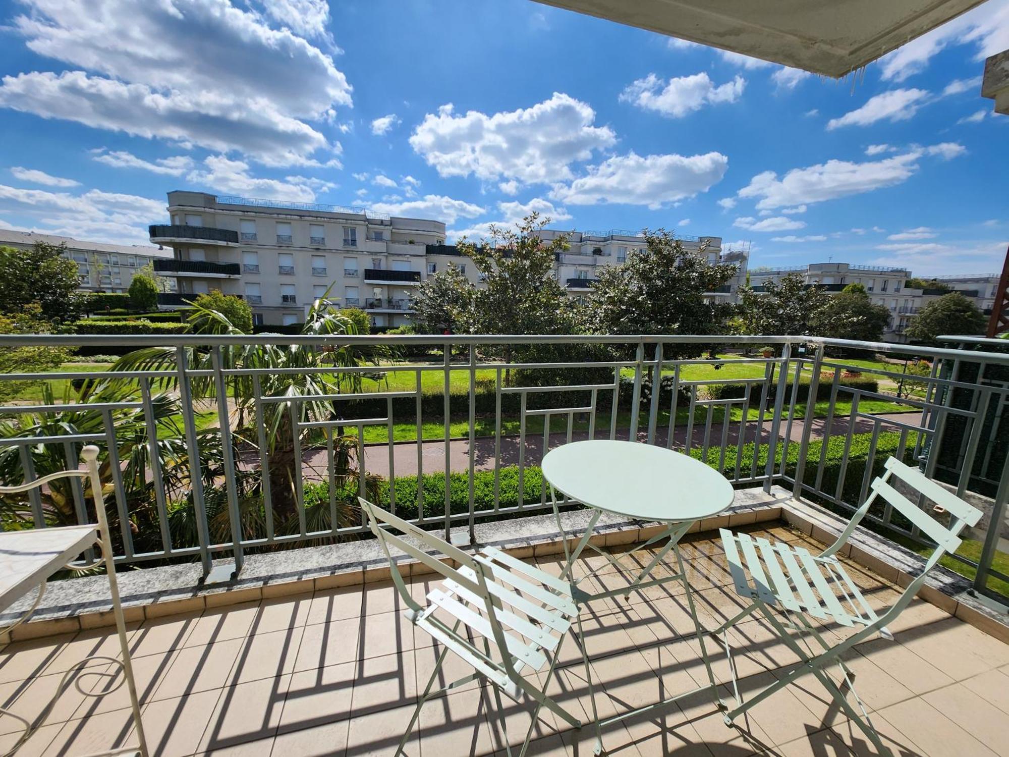 5' Disneyland Cozy Appartment Montévrain Esterno foto